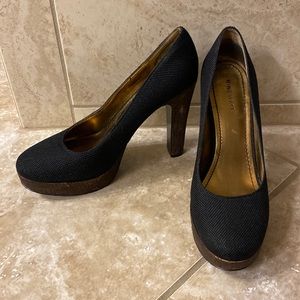 Nine West platform pumps